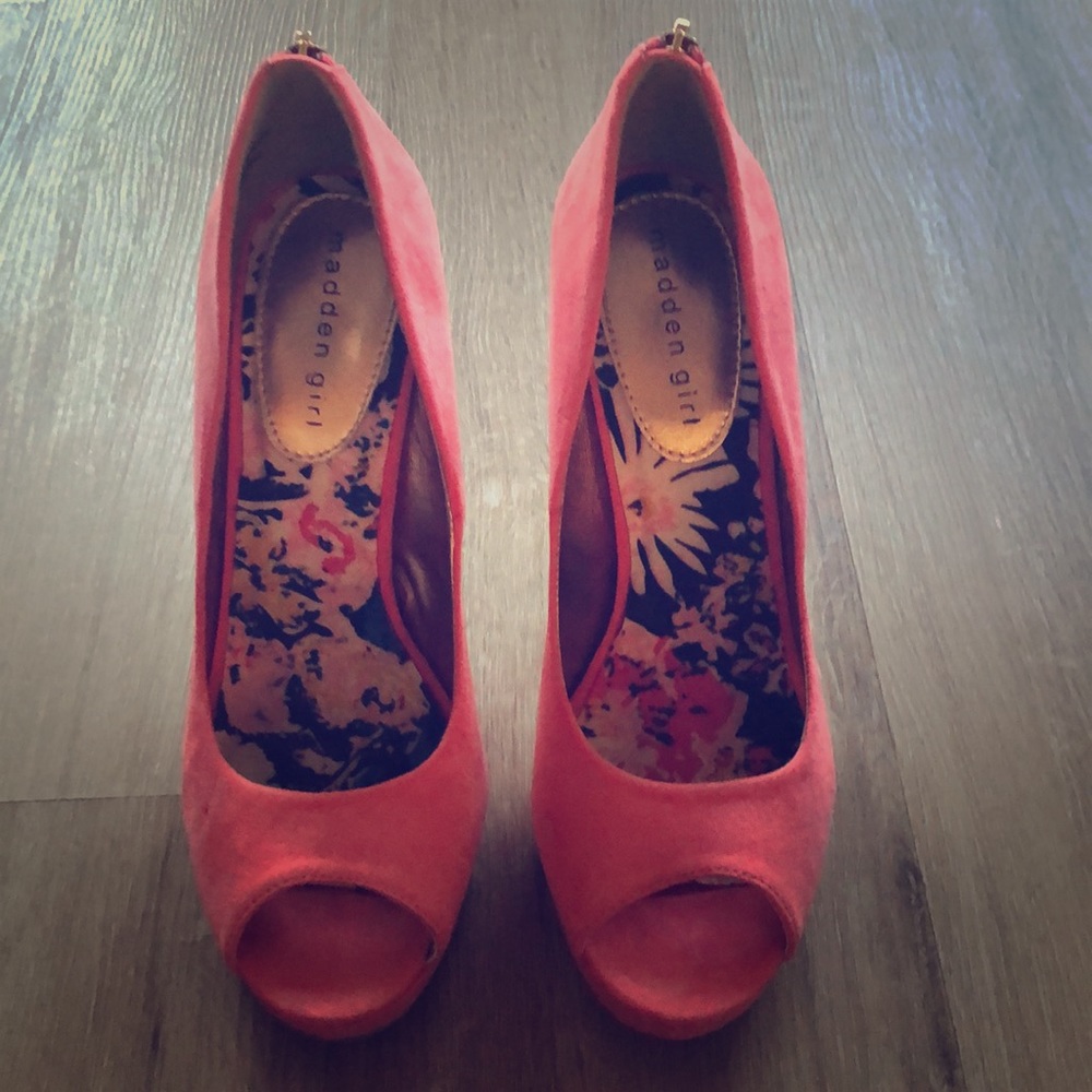 Madden Girl Bannter Peep Toe Heels in Coral Fabric